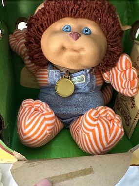 Vintage 1983- 1984 Cabbage Patch Kids Wykosa Valley Koosas doll 15" NIB